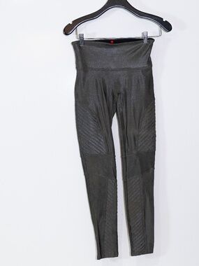 Spanx Moto Textured Faux Vegan Leather High Waisted Shaping Leggings Gray Medium
